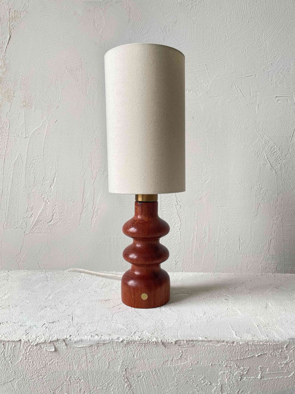 Alma table lamp by Romie Objetti