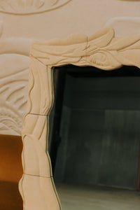 thalia-dalecky-salon-révélations-miroir-lagune-grès-chamotté-caroline-andréoni-la-maison-photographe-saint-ambroise